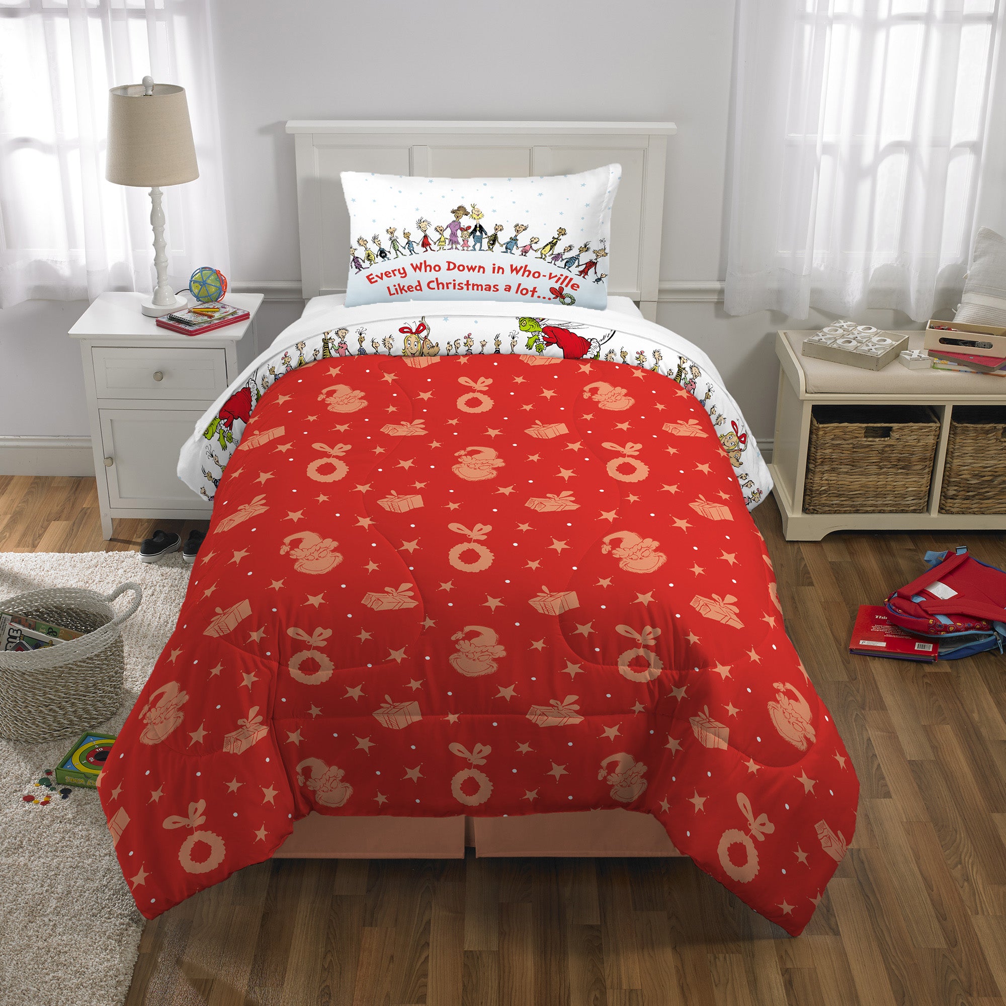 Twin/Full Reversible Comforter and Pillowcase Set K3033