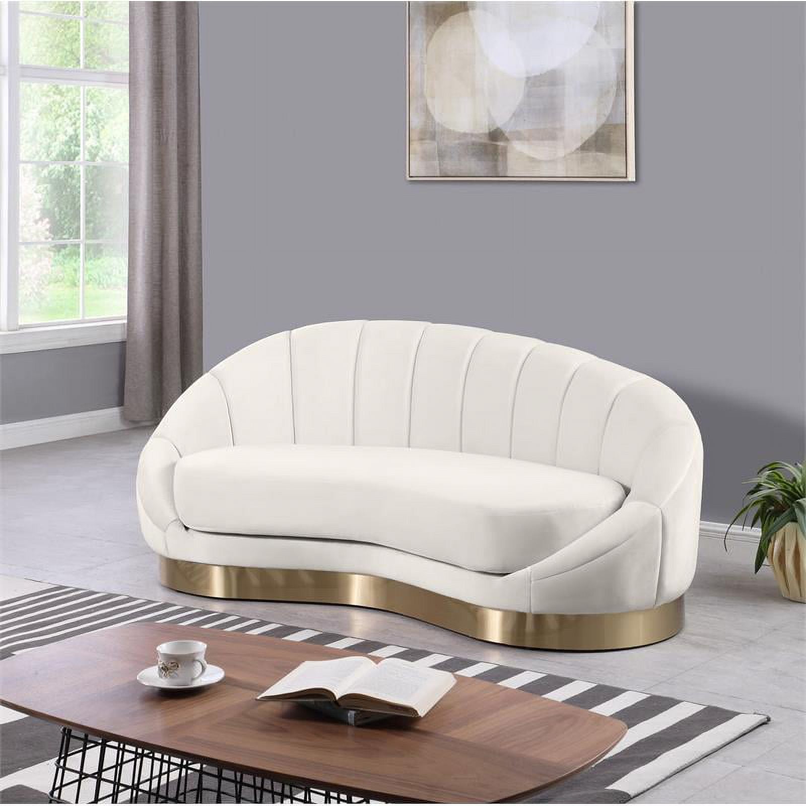 Cream Velvet Chaise O5741