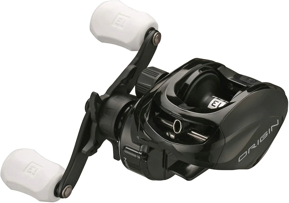 6.6-1 LH Baitcast Reel Q78549