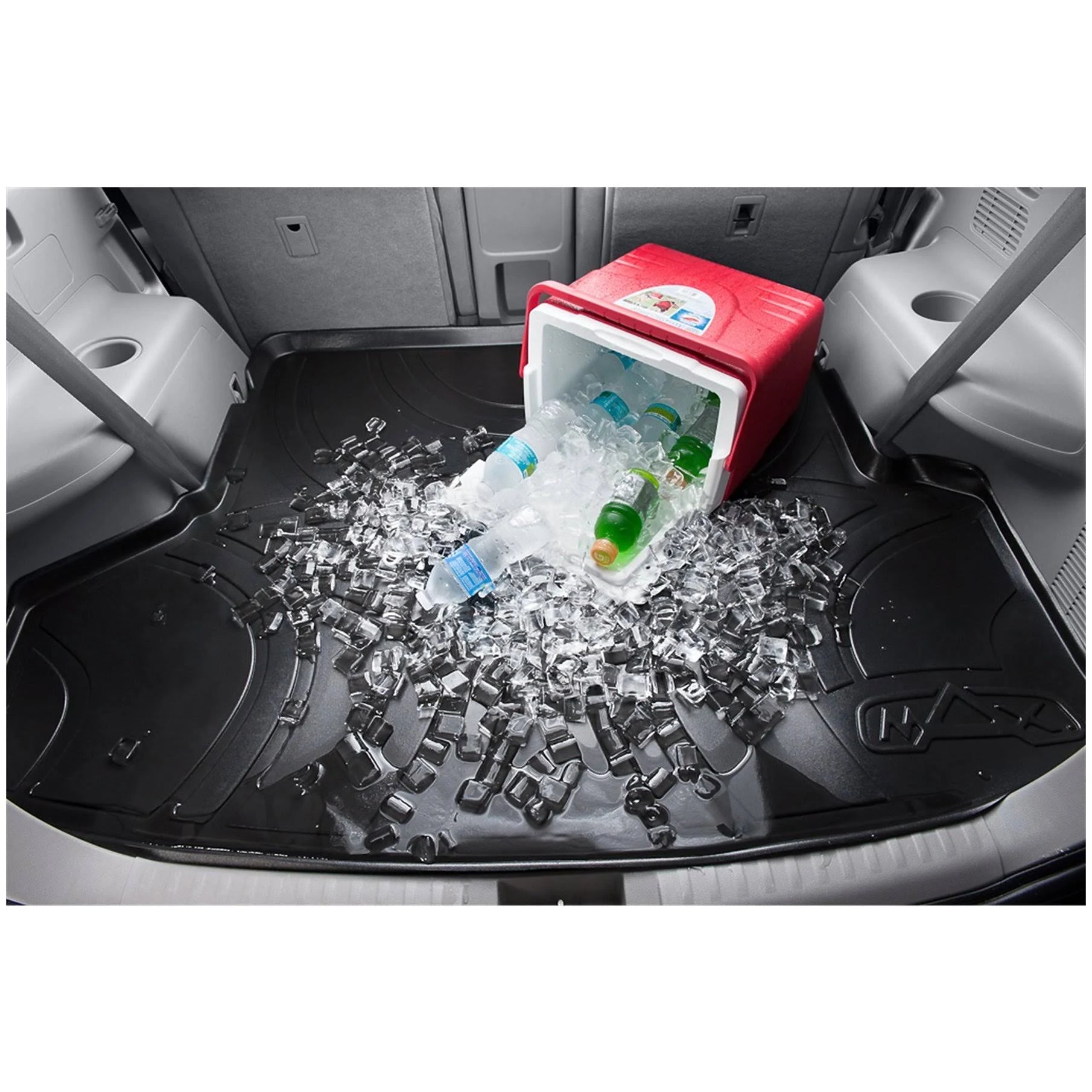 Black Cargo Liner T8704