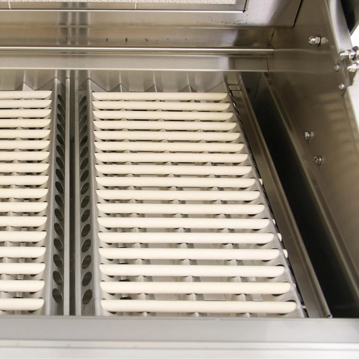 36-Inch Built-In Natural Gas Grill With Rotisserie O53940
