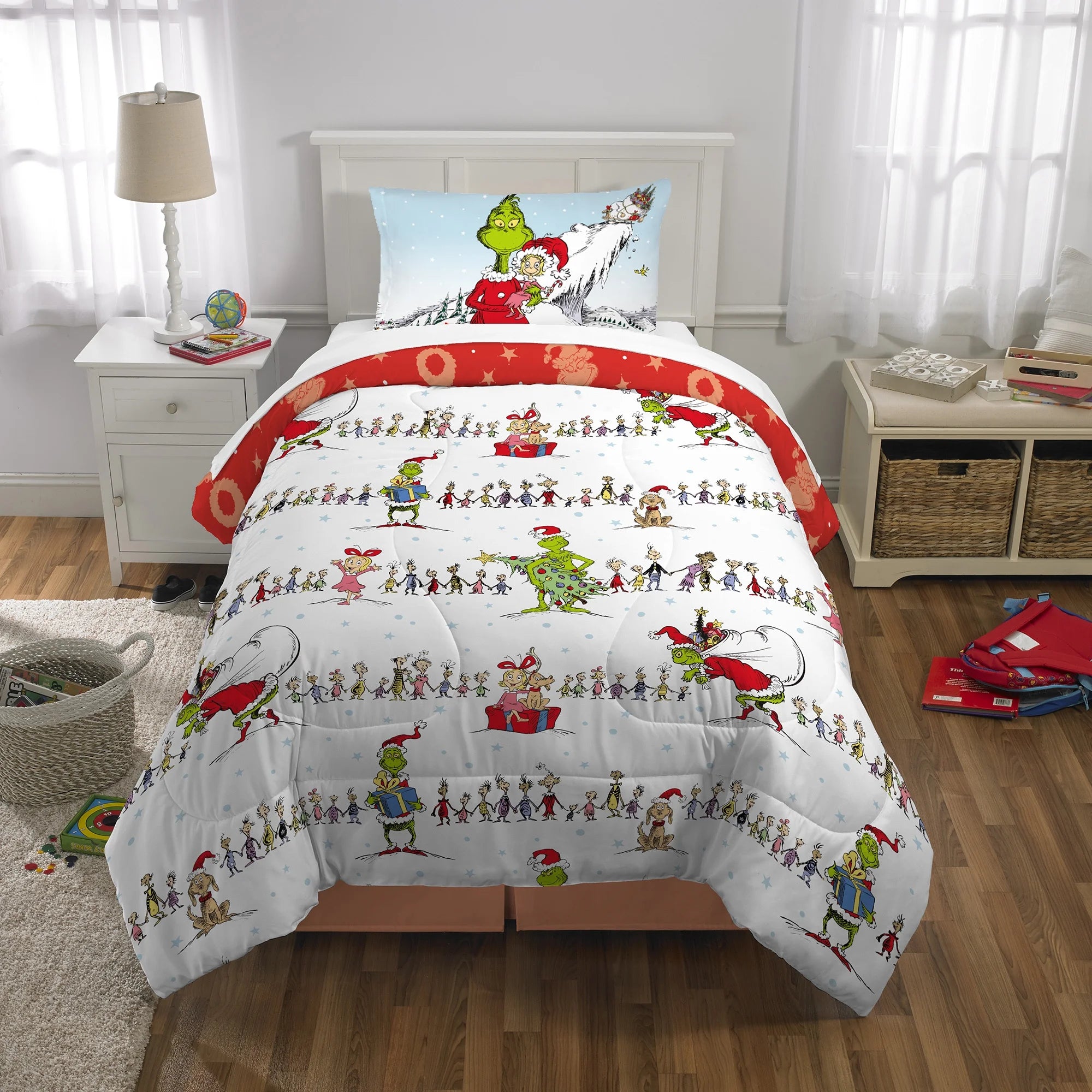 Twin/Full Reversible Comforter and Pillowcase Set K3033