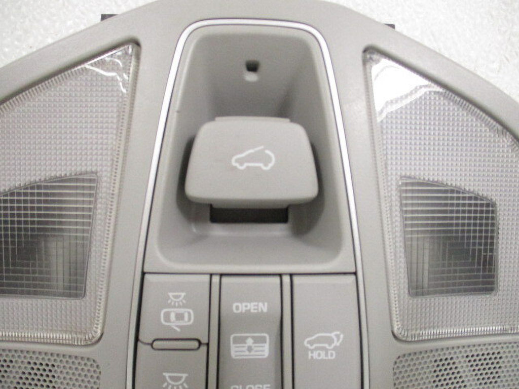Pre-Owned Hyundai Santa Fe Overhead Sunroof Console C56021