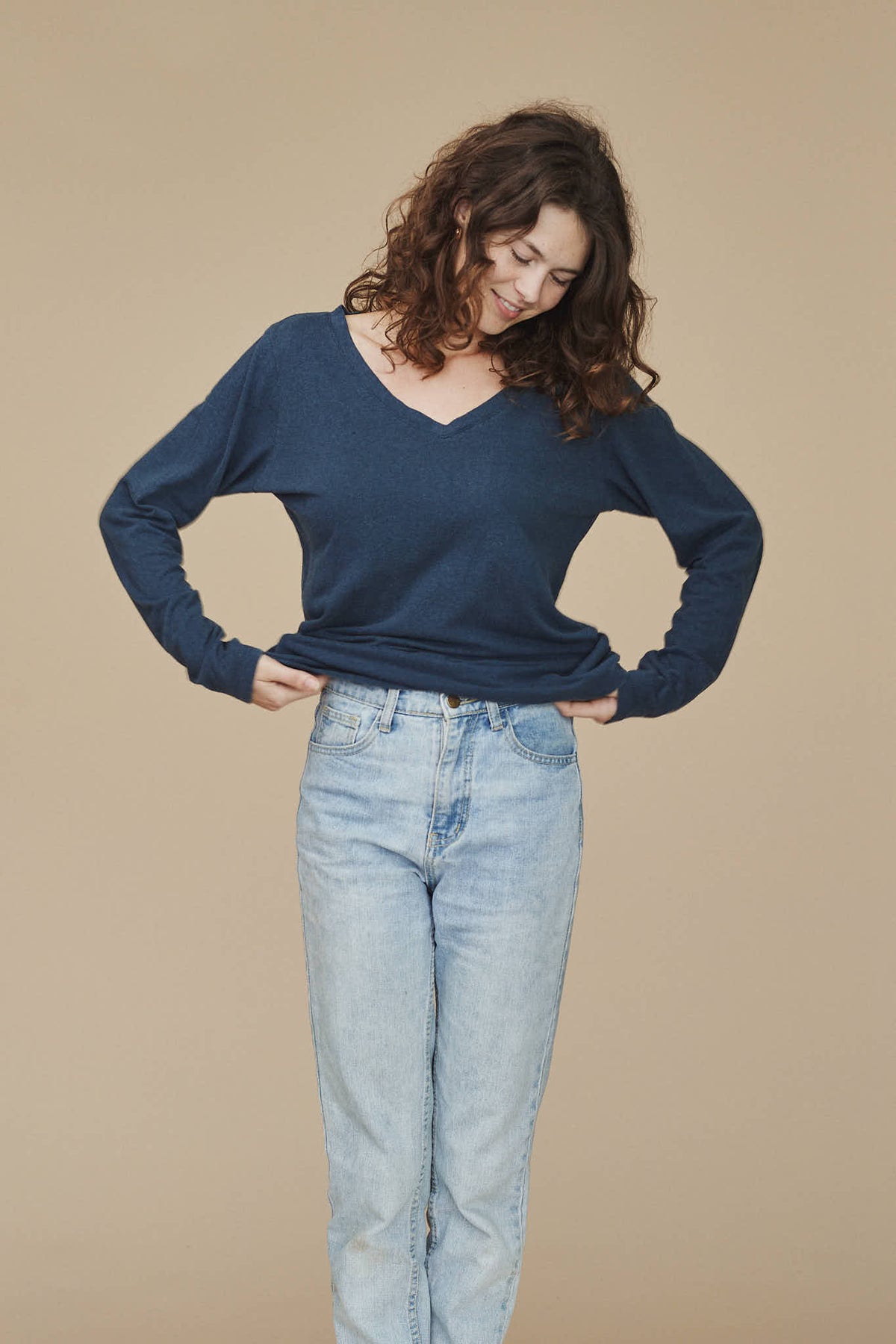 Finch Long Sleeve V-neck