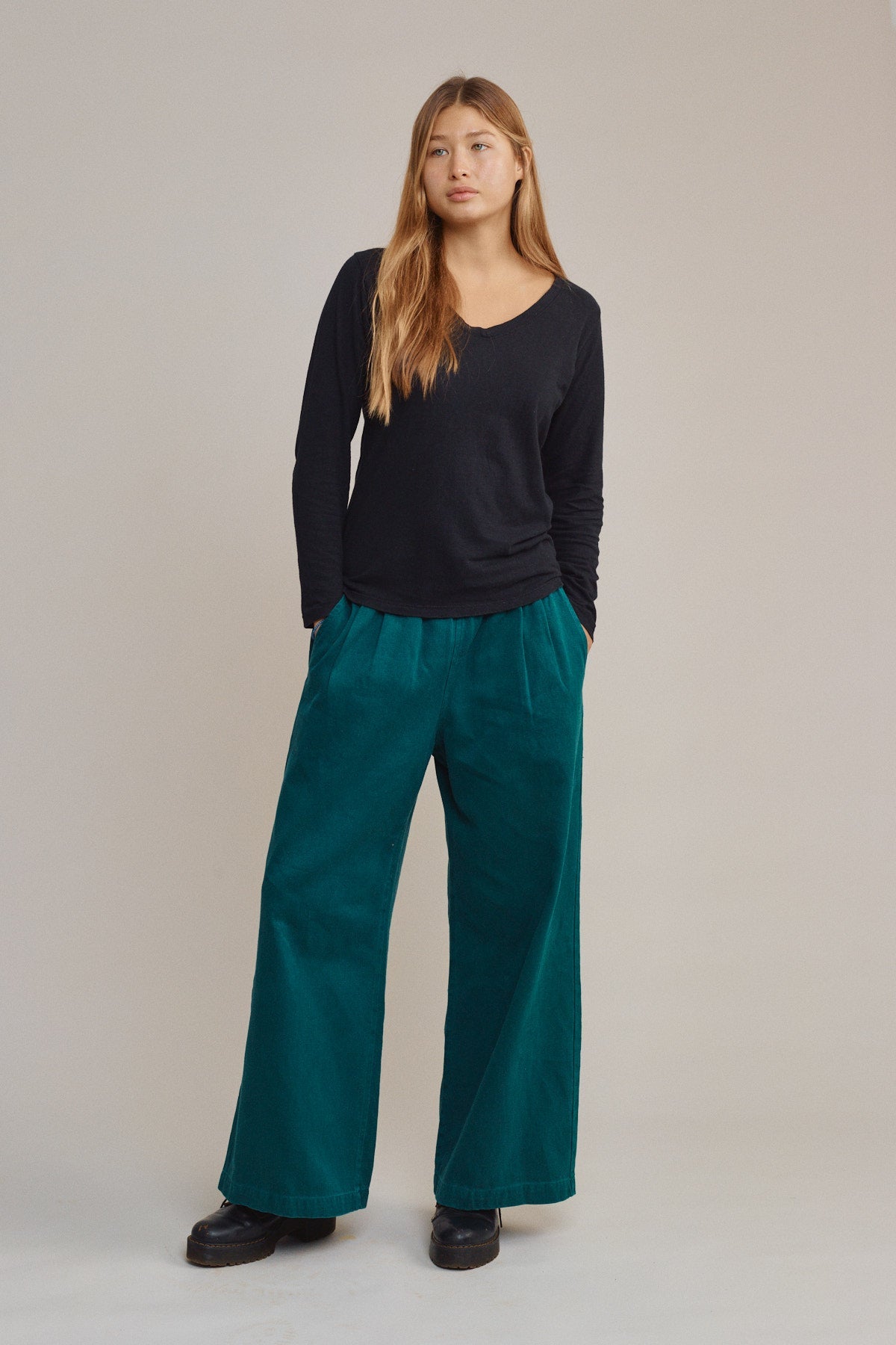 Finch Long Sleeve V-neck