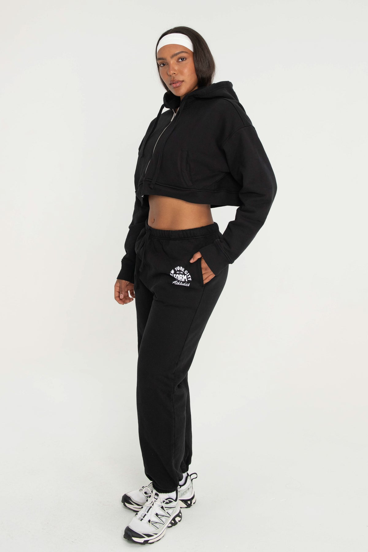 Cropped Zip Up - Black