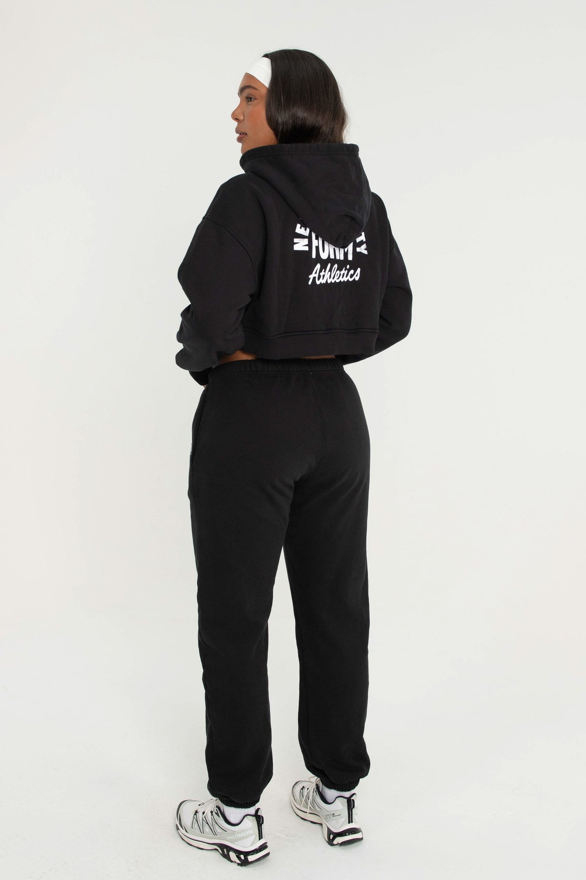 Cropped Zip Up - Black