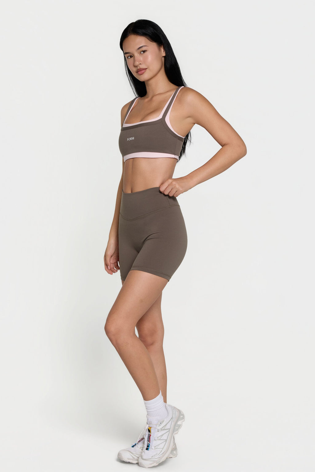 Core Shorts 5" - Walnut