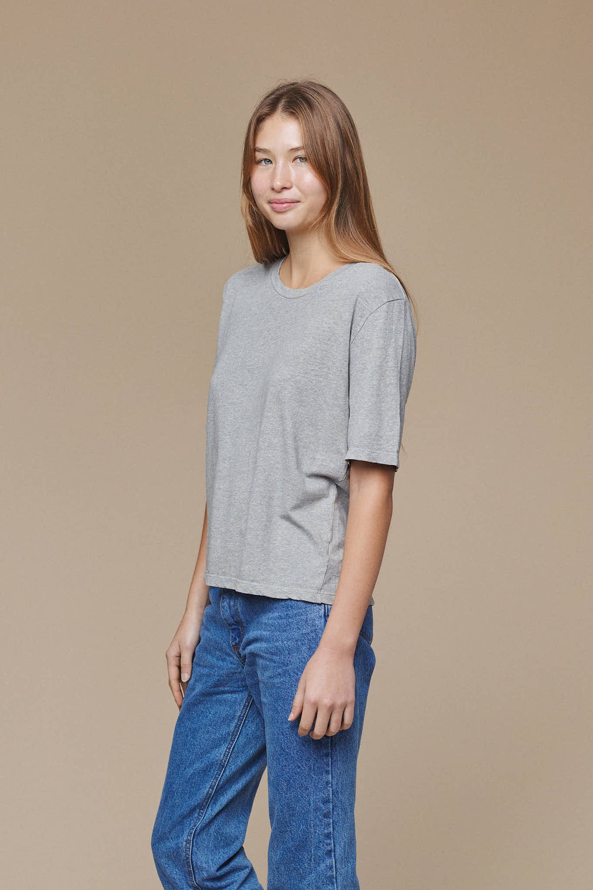 Heathered Silverlake Cropped Tee