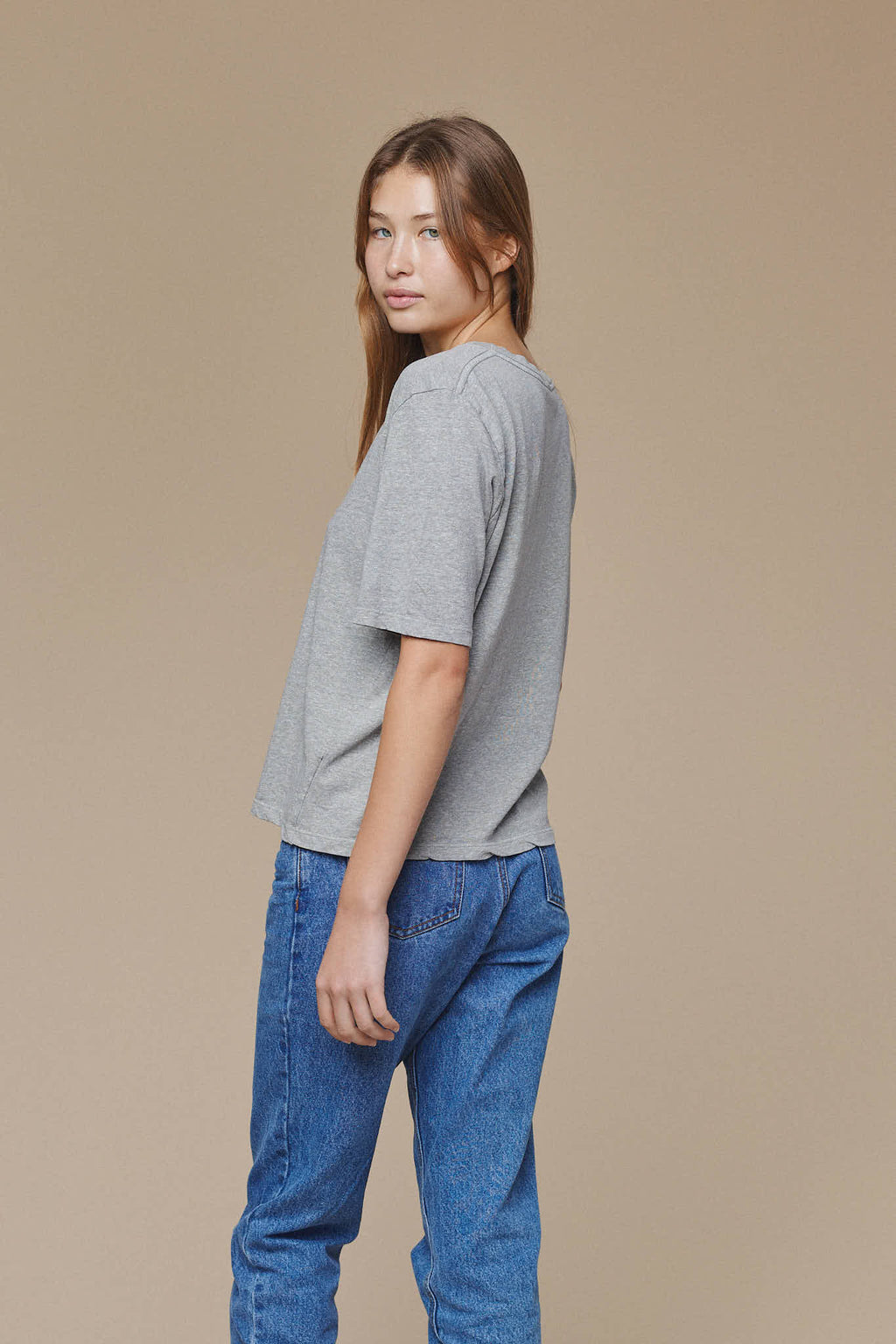 Heathered Silverlake Cropped Tee