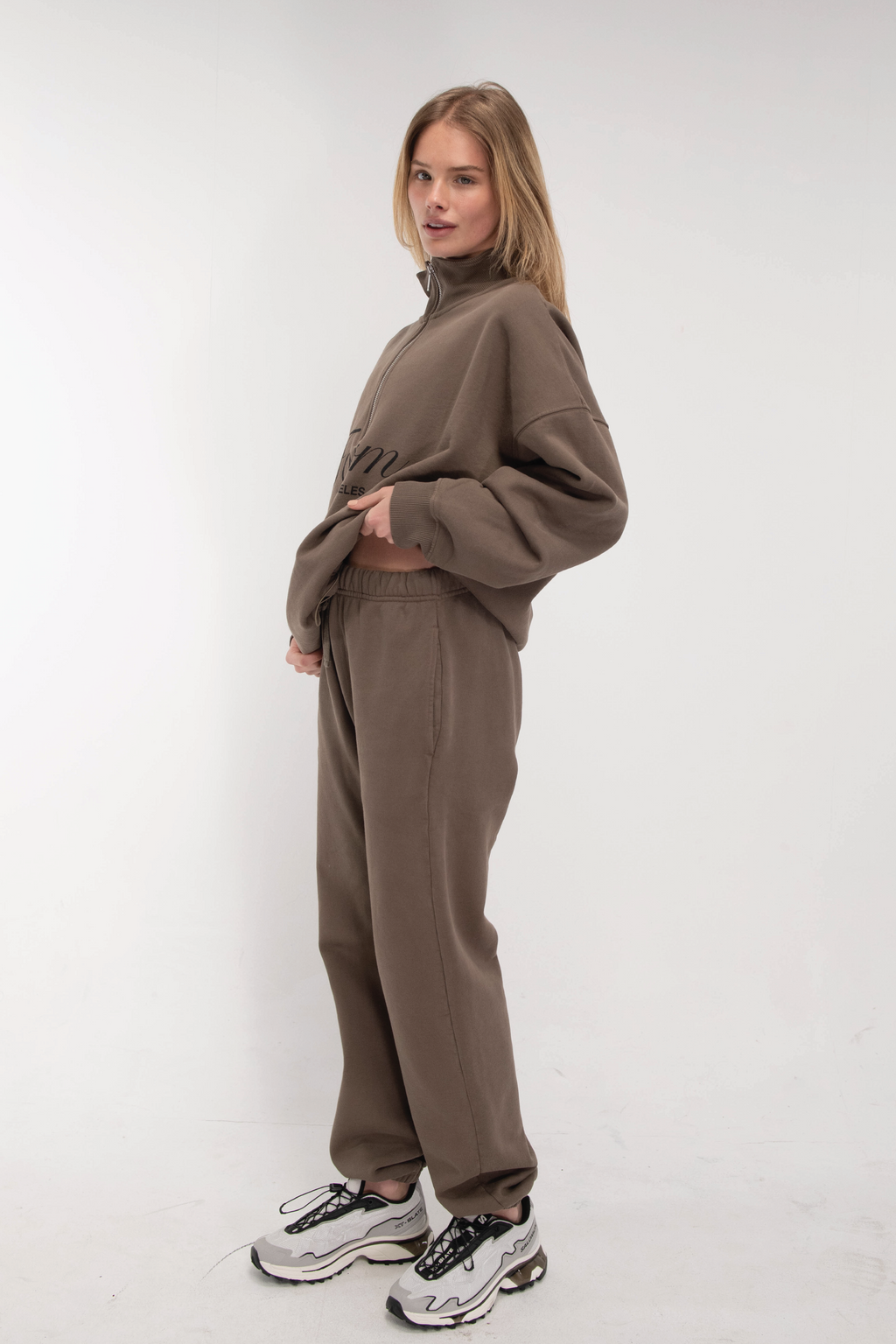 FORM Joggers - Walnut